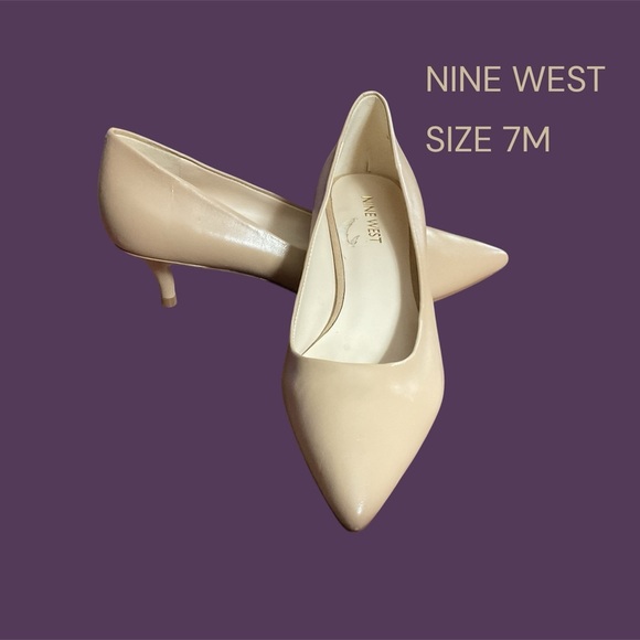 NWOT NINE WEST CREAM COLORED PUMP IN SIZE 7M - Picture 1 of 3